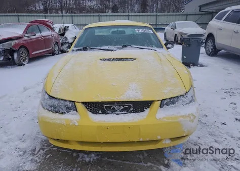 2001 Ford Mustang z USA, uszkodzony, nr VIN 1FAFP40411F231042